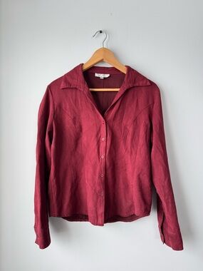 (L) Women's Button-Front Collared Blouse - Deep Wine Red